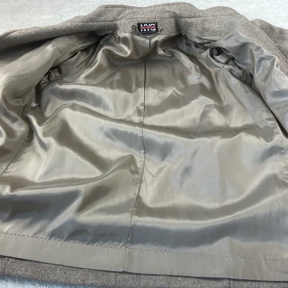 Vintage 80s 90s New York Girl union made wood button winter coat, size 16 - Picture 8 of 10